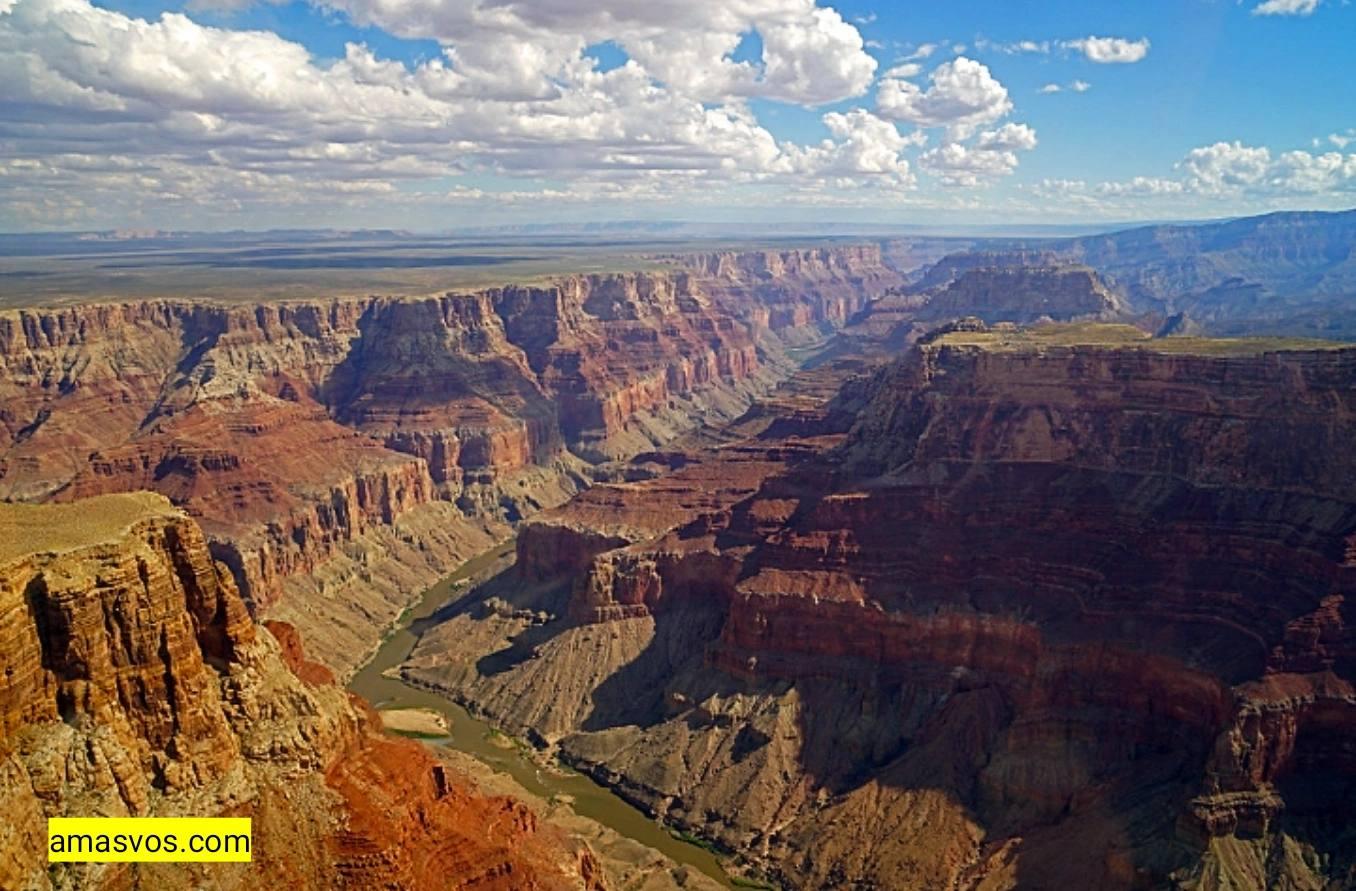 Tusayan AZ town close to grand canyon