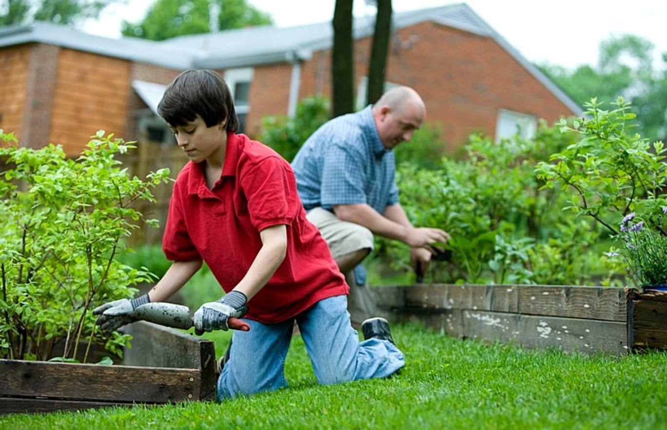 How Much Do Landscapers Make?