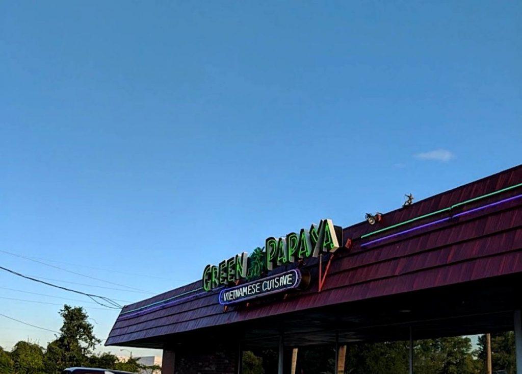 Green Papaya On Hwy 271 S