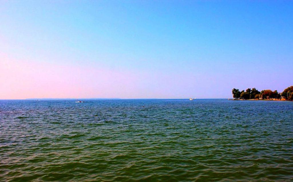 What Great Lake Has The Warmest Water? Lake Erie